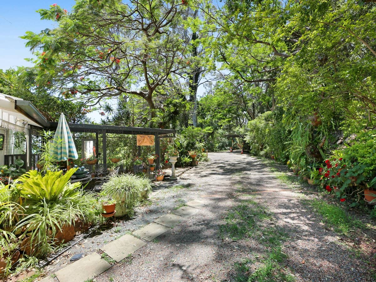 55 George Street, BURLEIGH HEADS - Thumbnail 12