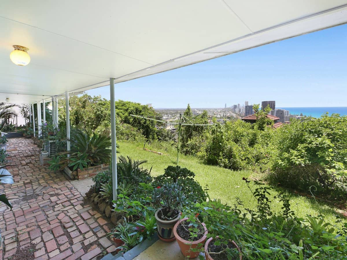 55 George Street, BURLEIGH HEADS - Thumbnail 13