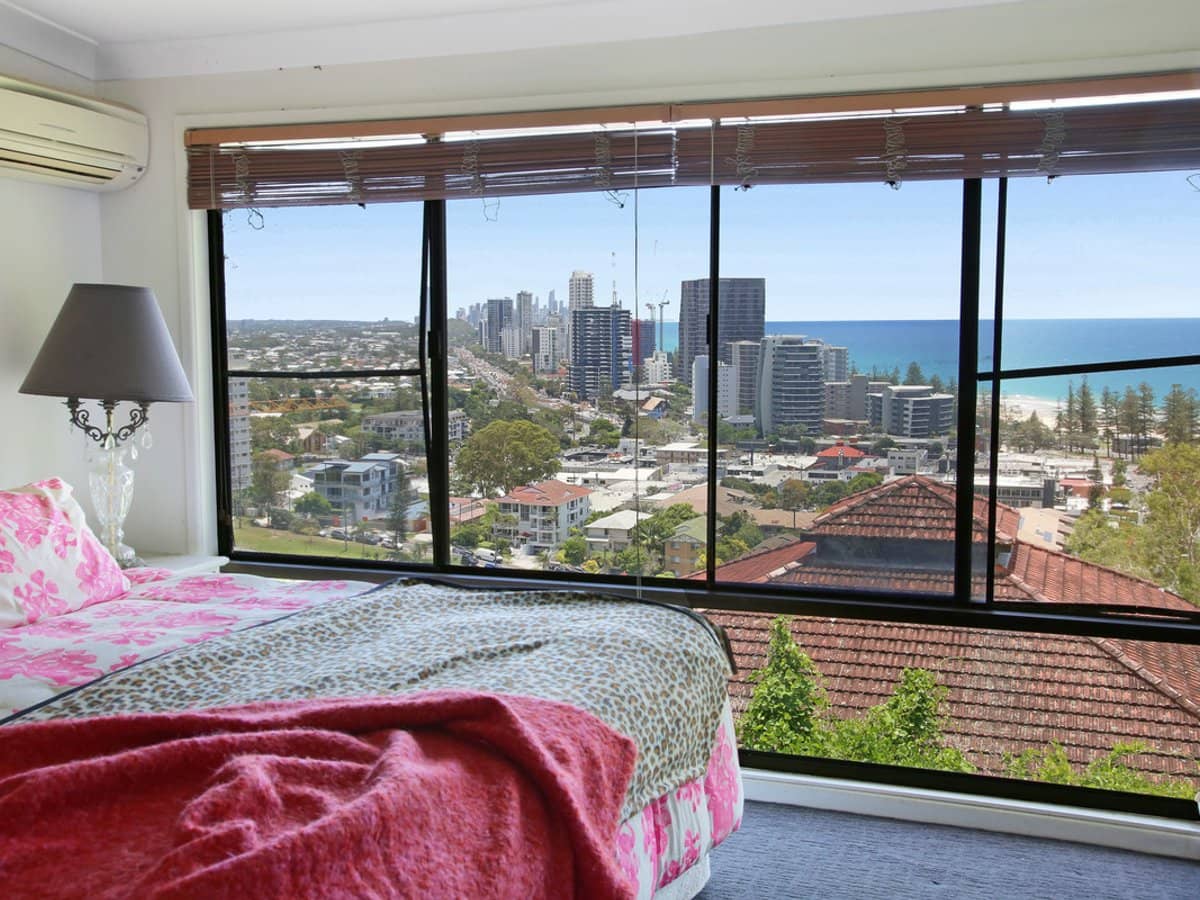 55 George Street, BURLEIGH HEADS - Thumbnail 14