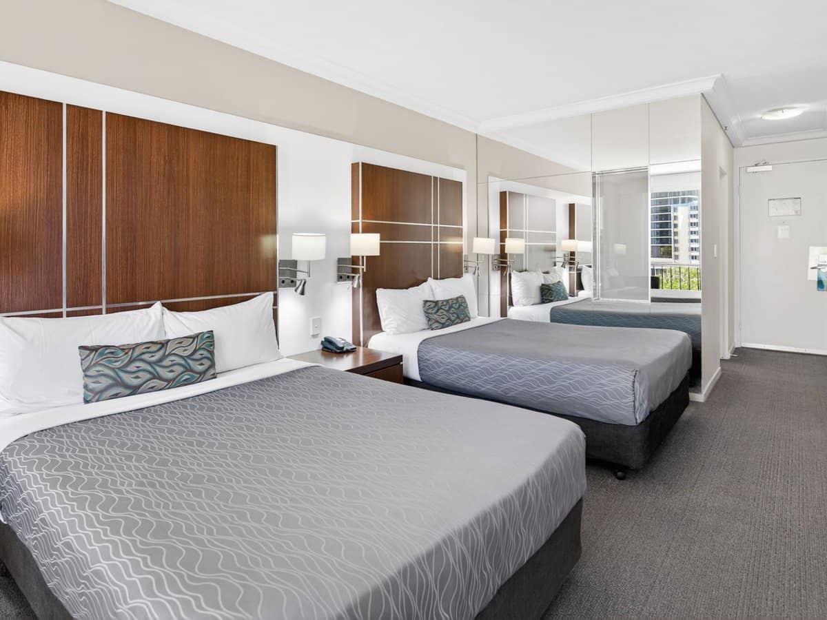 22 View Avenue, Surfers Paradise - Thumbnail 12