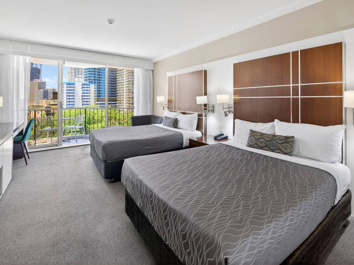 22 View Avenue, Surfers Paradise - Thumbnail 10
