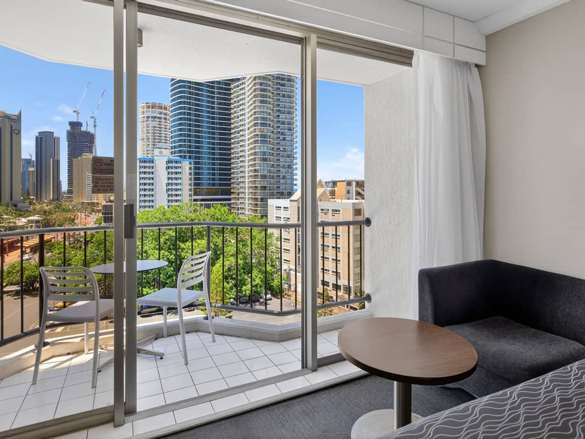 22 View Avenue, Surfers Paradise - Thumbnail 17