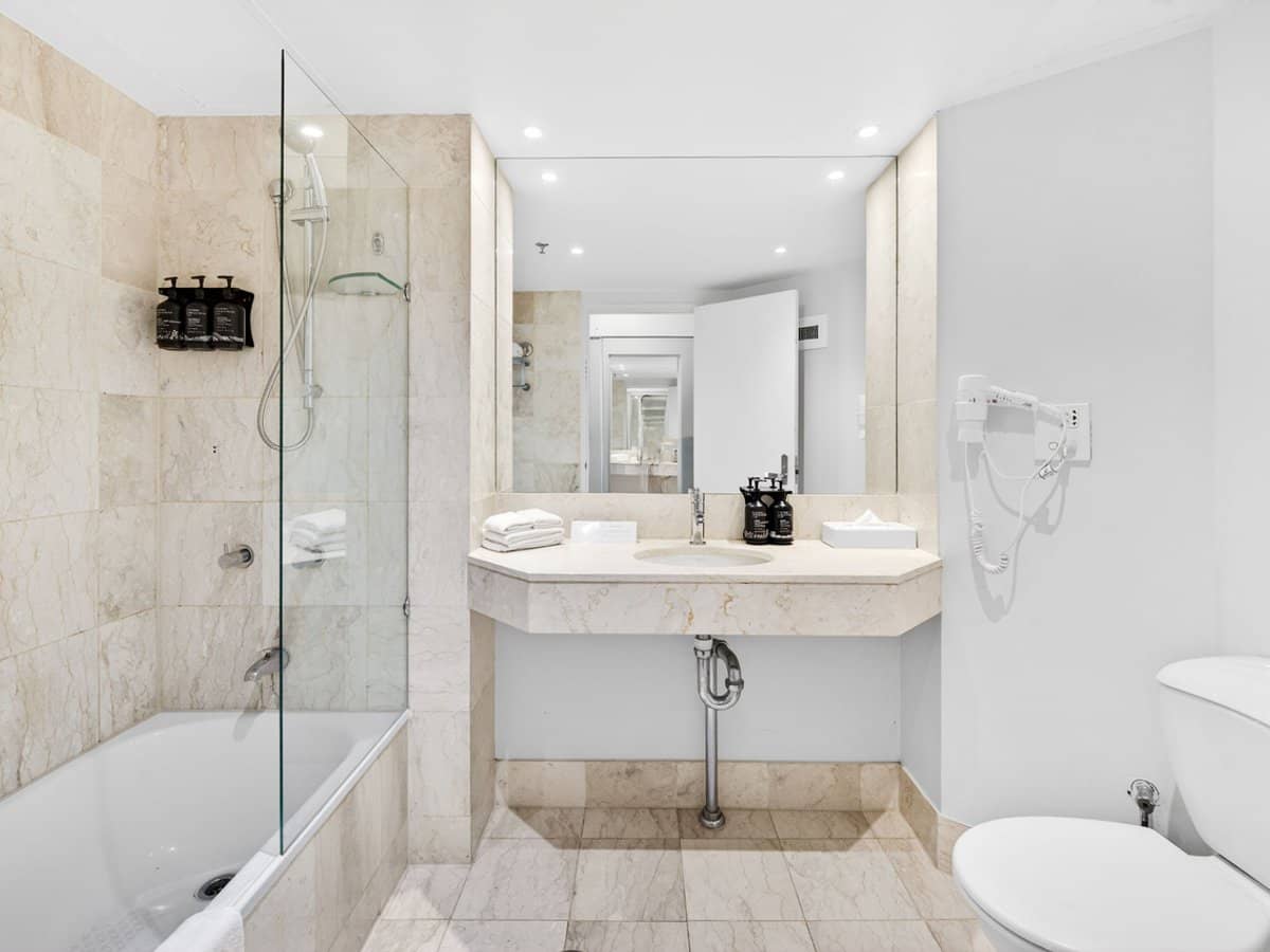 22 View Avenue, Surfers Paradise - Thumbnail 18