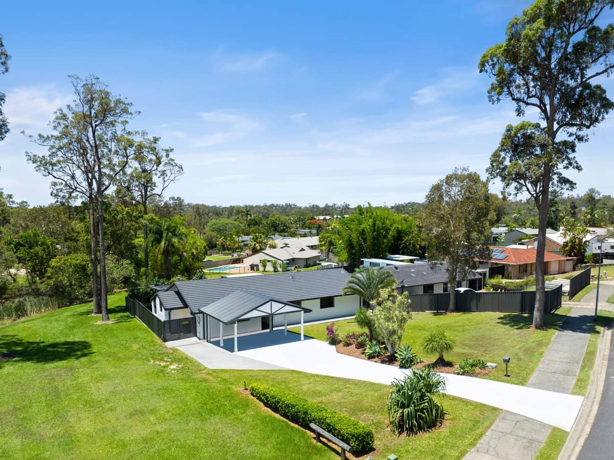 72 Riversdale Road, OXENFORD - Thumbnail 1