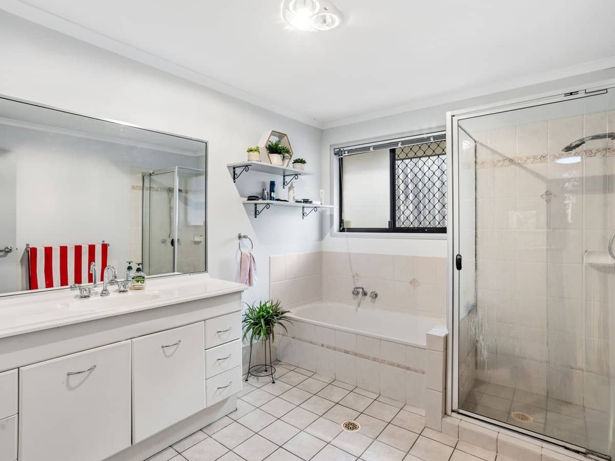 20 Kosrae Street, Pacific Pines - Thumbnail 16