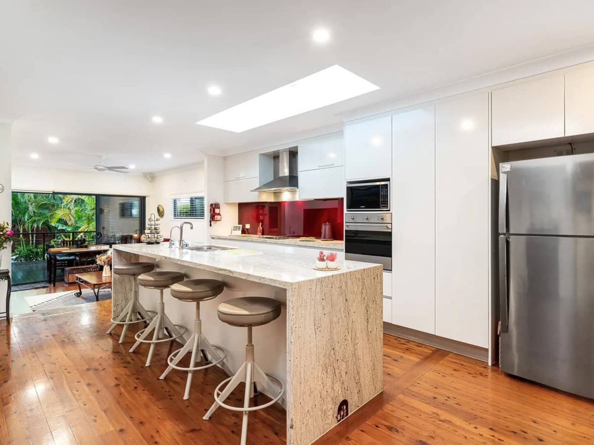 11 First Avenue, LABRADOR - Thumbnail 10