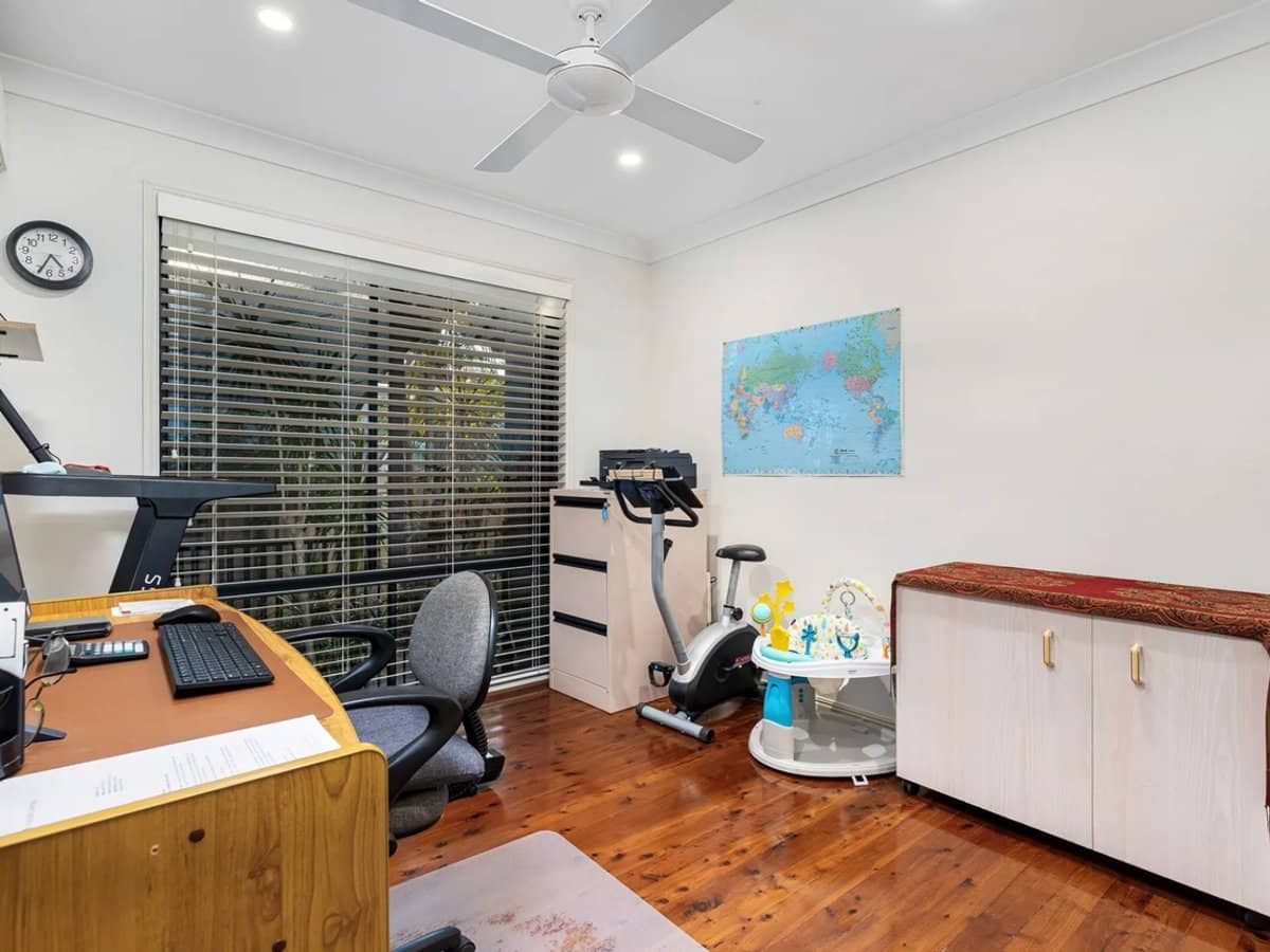 11 First Avenue, LABRADOR - Thumbnail 25