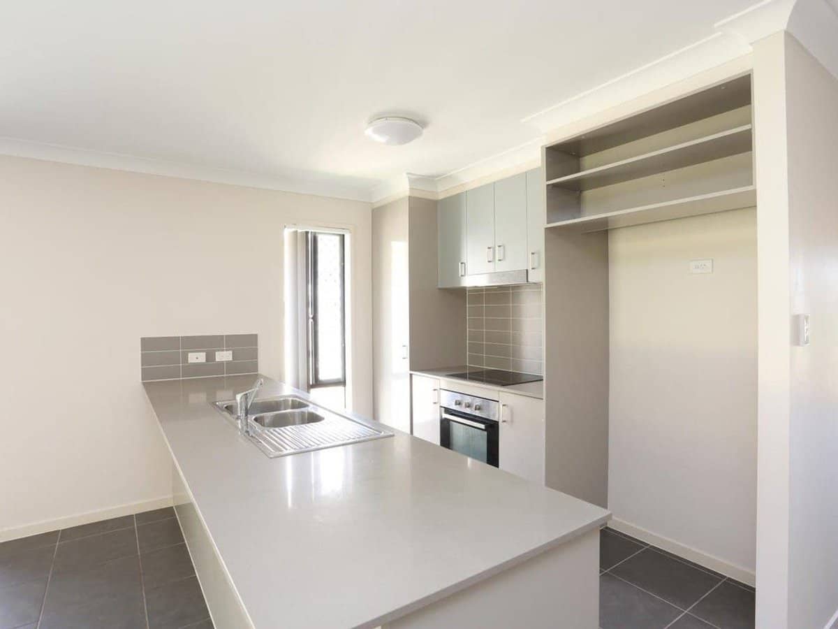 31 Parkvista Circuit, Coomera - Thumbnail 2