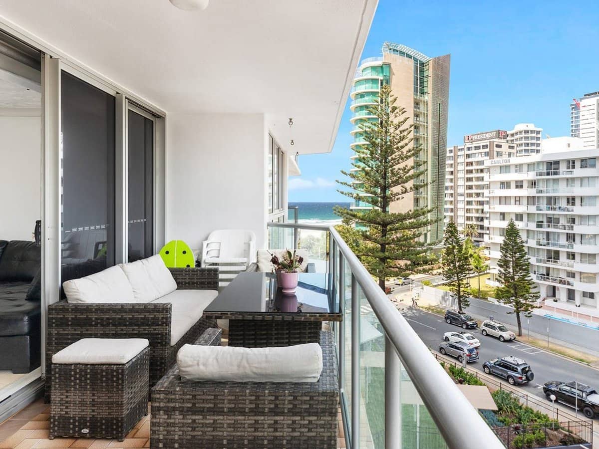 5 Clifford Street, SURFERS PARADISE - Thumbnail 2