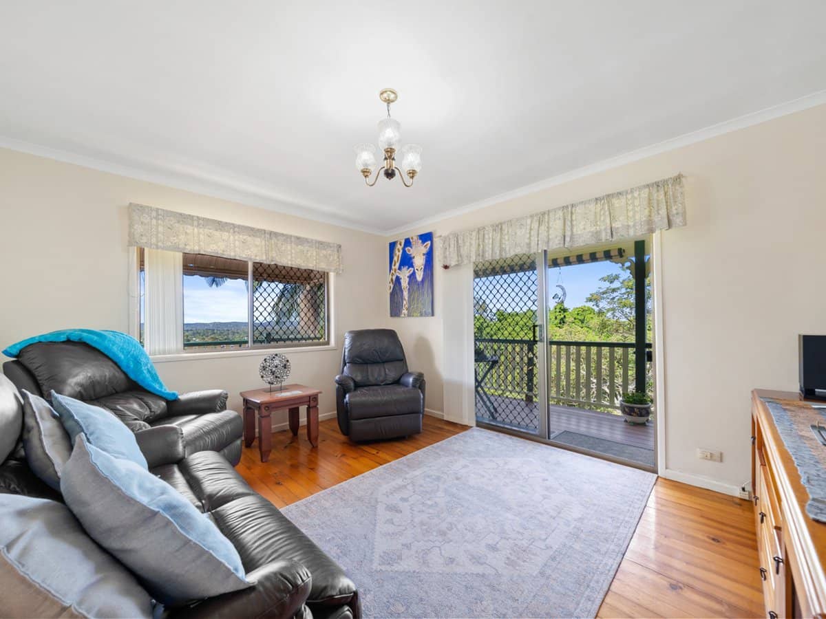 112 Lehmans Road, BEENLEIGH - Thumbnail 2