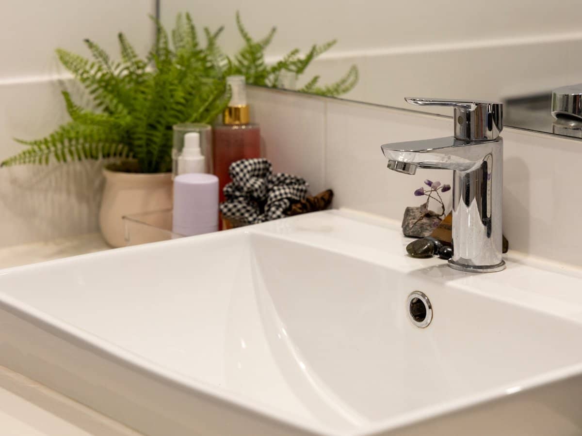 6-8 Waterford Court, BUNDALL - Thumbnail 12