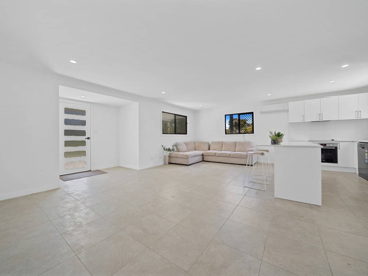 1 Girralong Street, EAGLEBY - Thumbnail 8