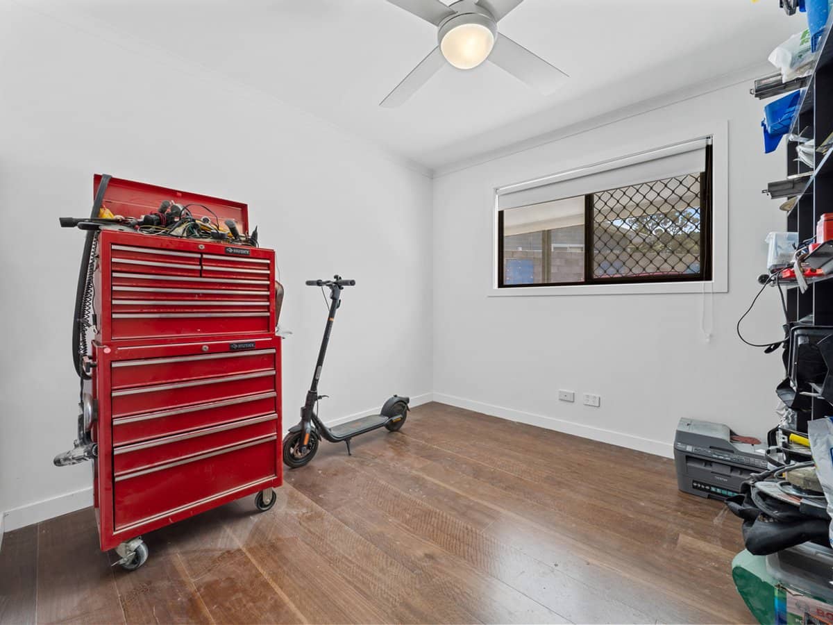 1 Girralong Street, EAGLEBY - Thumbnail 16