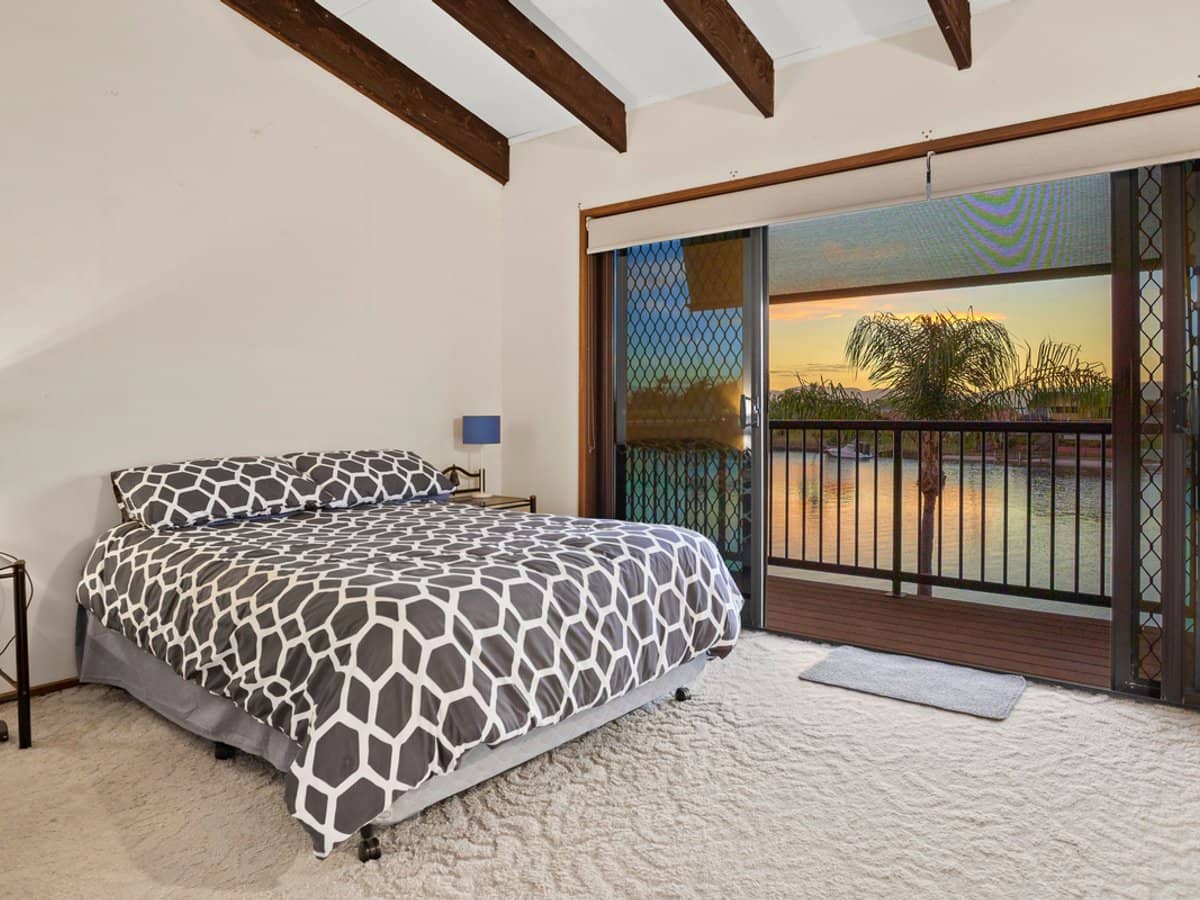 17-21 Duet Drive, Mermaid Waters - Thumbnail 9