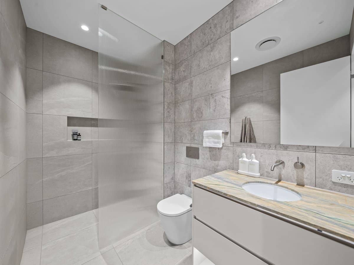 107 Stanhill Drive, Surfers Paradise - Thumbnail 15