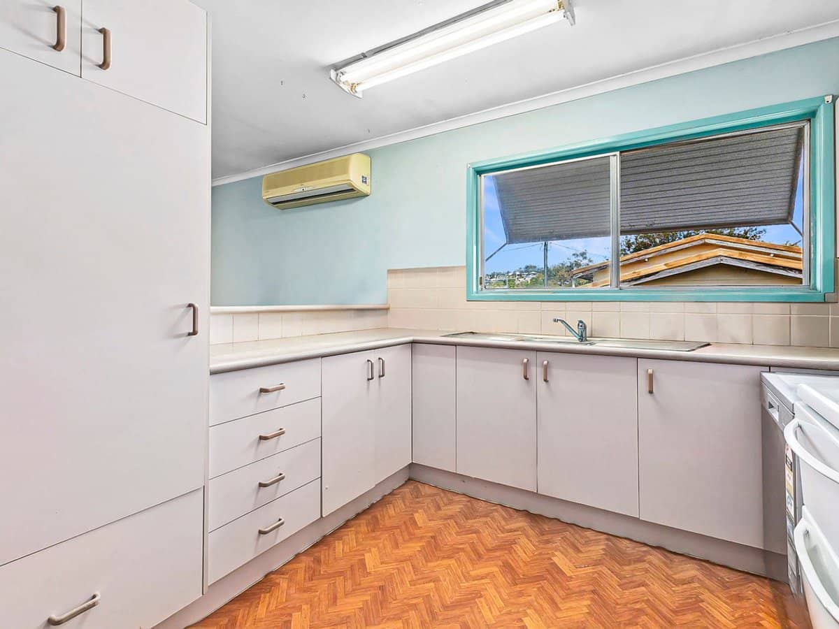 5 Sunnyview Street, BEENLEIGH - Thumbnail 3