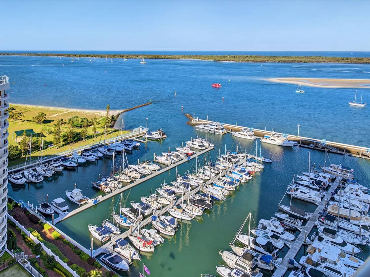 17 Bayview Street, Runaway Bay - Thumbnail 1