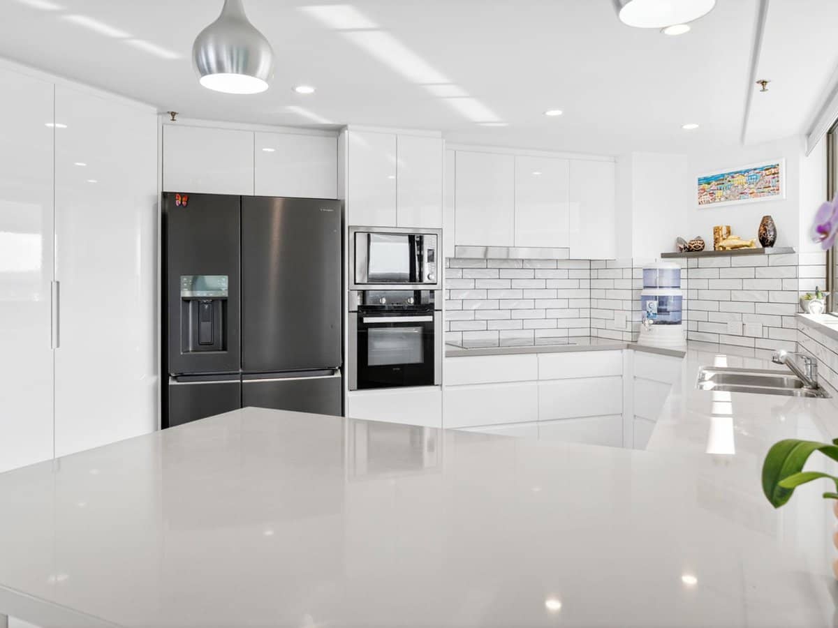 17 Bayview Street, Runaway Bay - Thumbnail 4