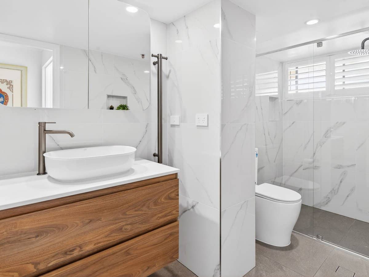 17 Bayview Street, Runaway Bay - Thumbnail 23