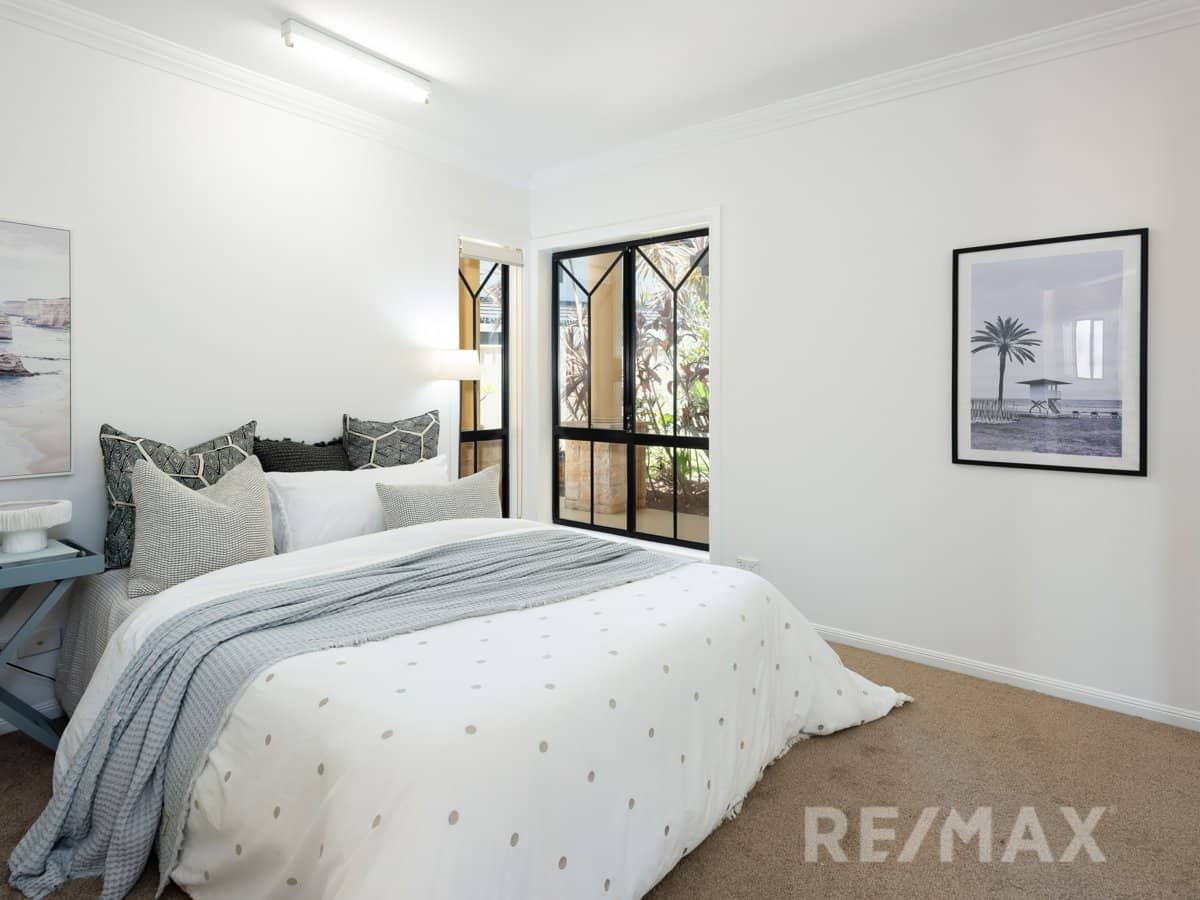 21 Fiddlewood Place, REEDY CREEK - Thumbnail 18