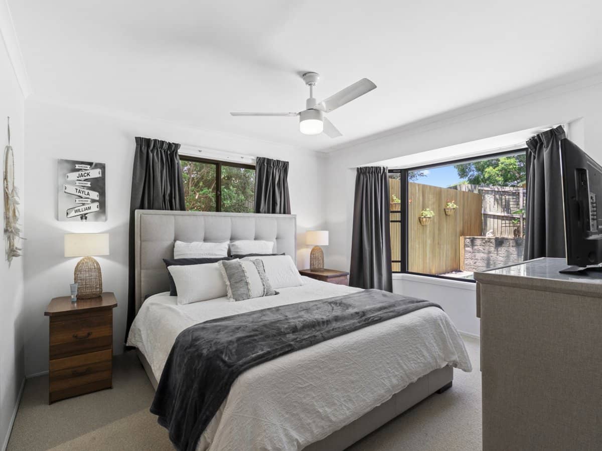 1 Stillwater Crescent, ROBINA - Thumbnail 9