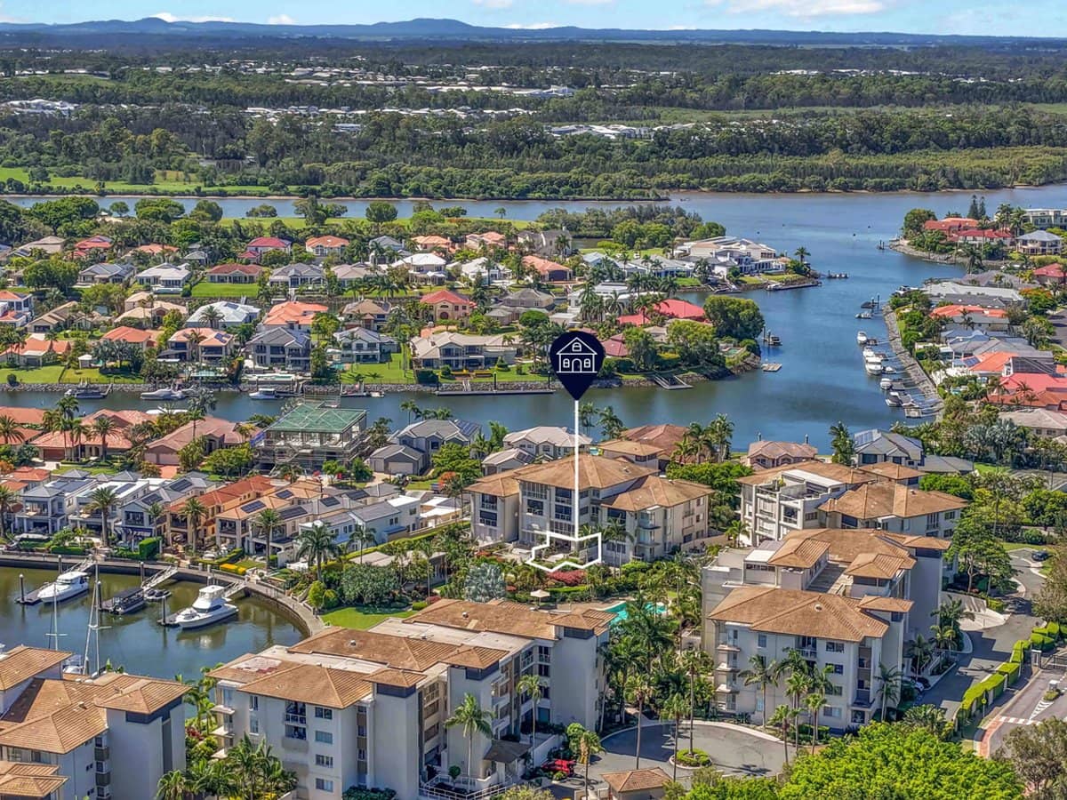 1 Rialto Quay Drive, HOPE ISLAND - Thumbnail 1
