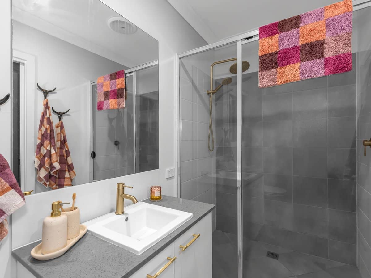 1 Electra Street, COOMERA - Thumbnail 5