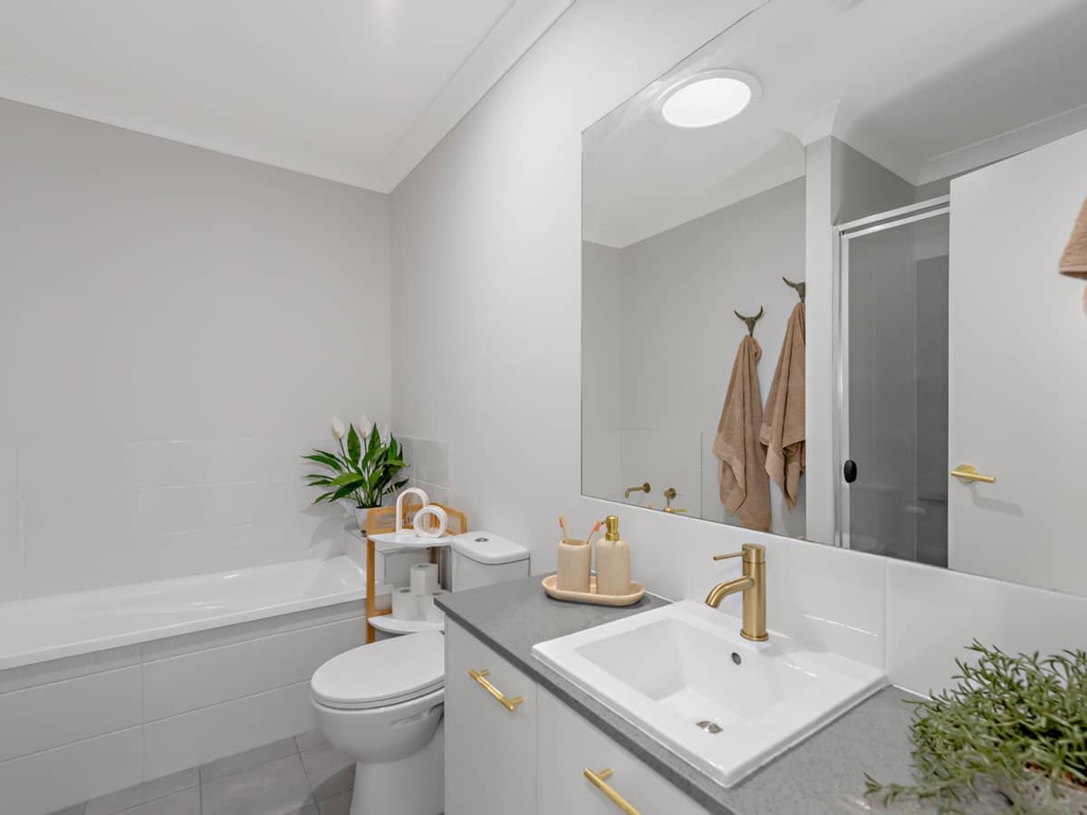 1 Electra Street, COOMERA - Thumbnail 7