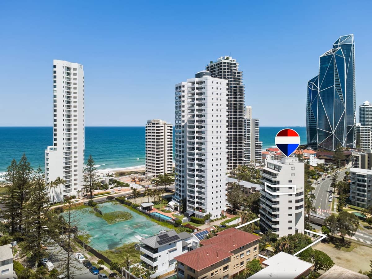 19 Fern Street, SURFERS PARADISE - Thumbnail 2