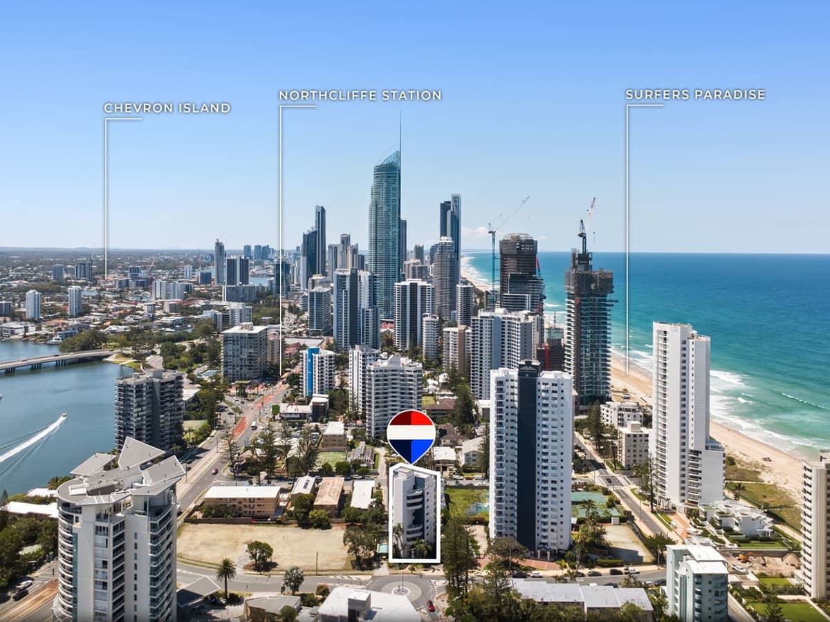 19 Fern Street, SURFERS PARADISE - Thumbnail 3