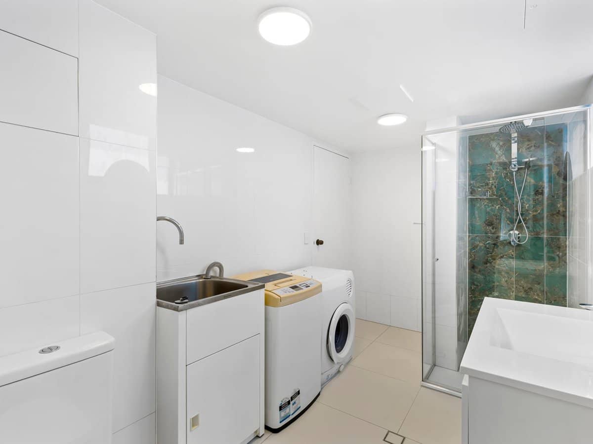 19 Fern Street, SURFERS PARADISE - Thumbnail 15