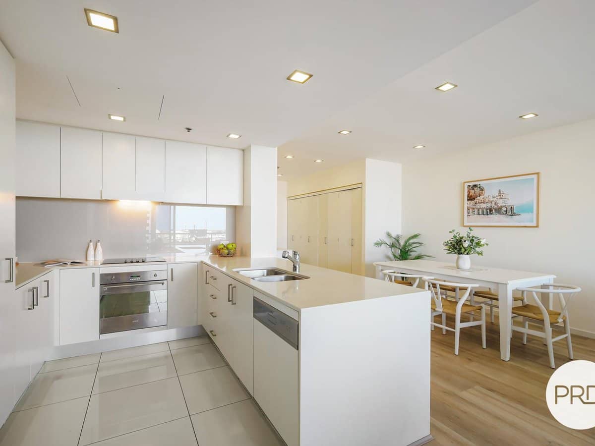 34 Scarborough Street, SOUTHPORT - Thumbnail 5