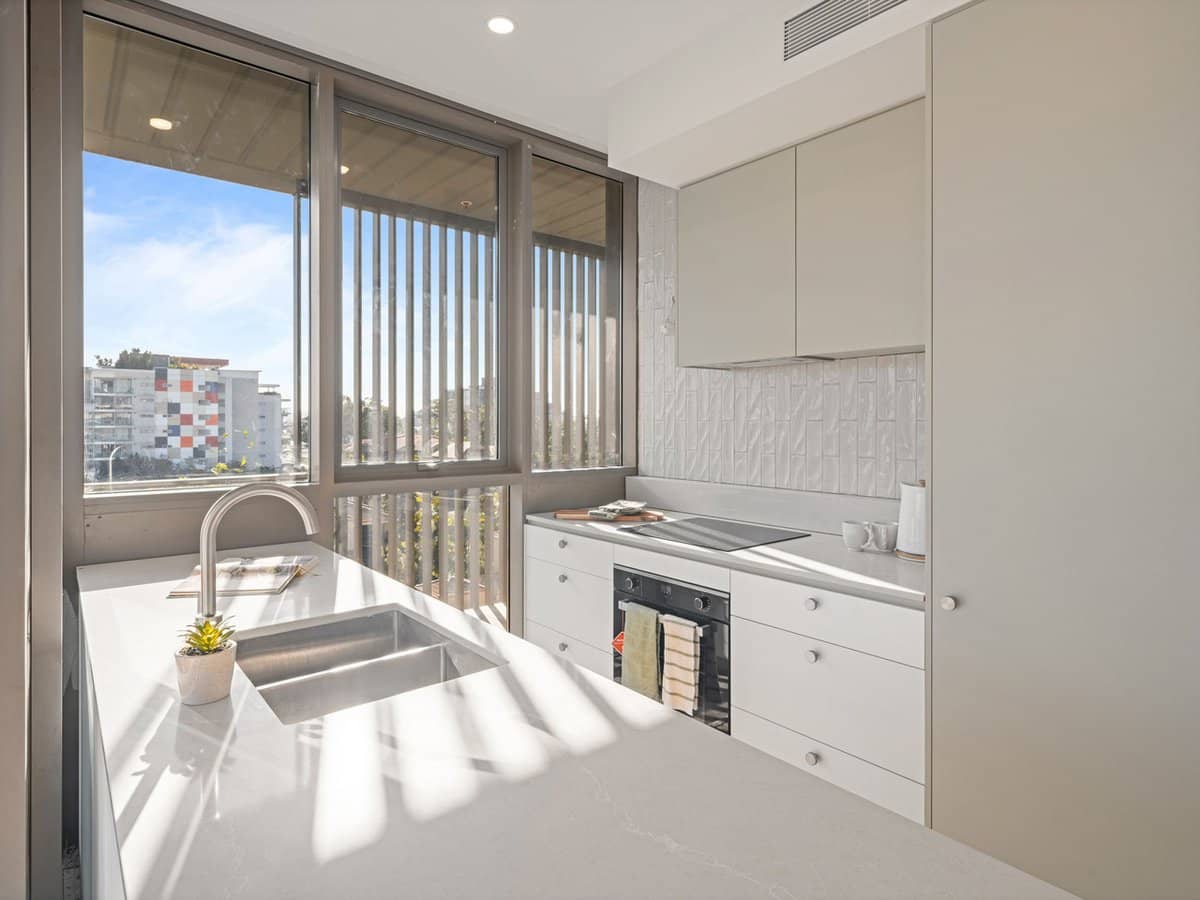 15-17 Waverley Street, Southport - Thumbnail 7