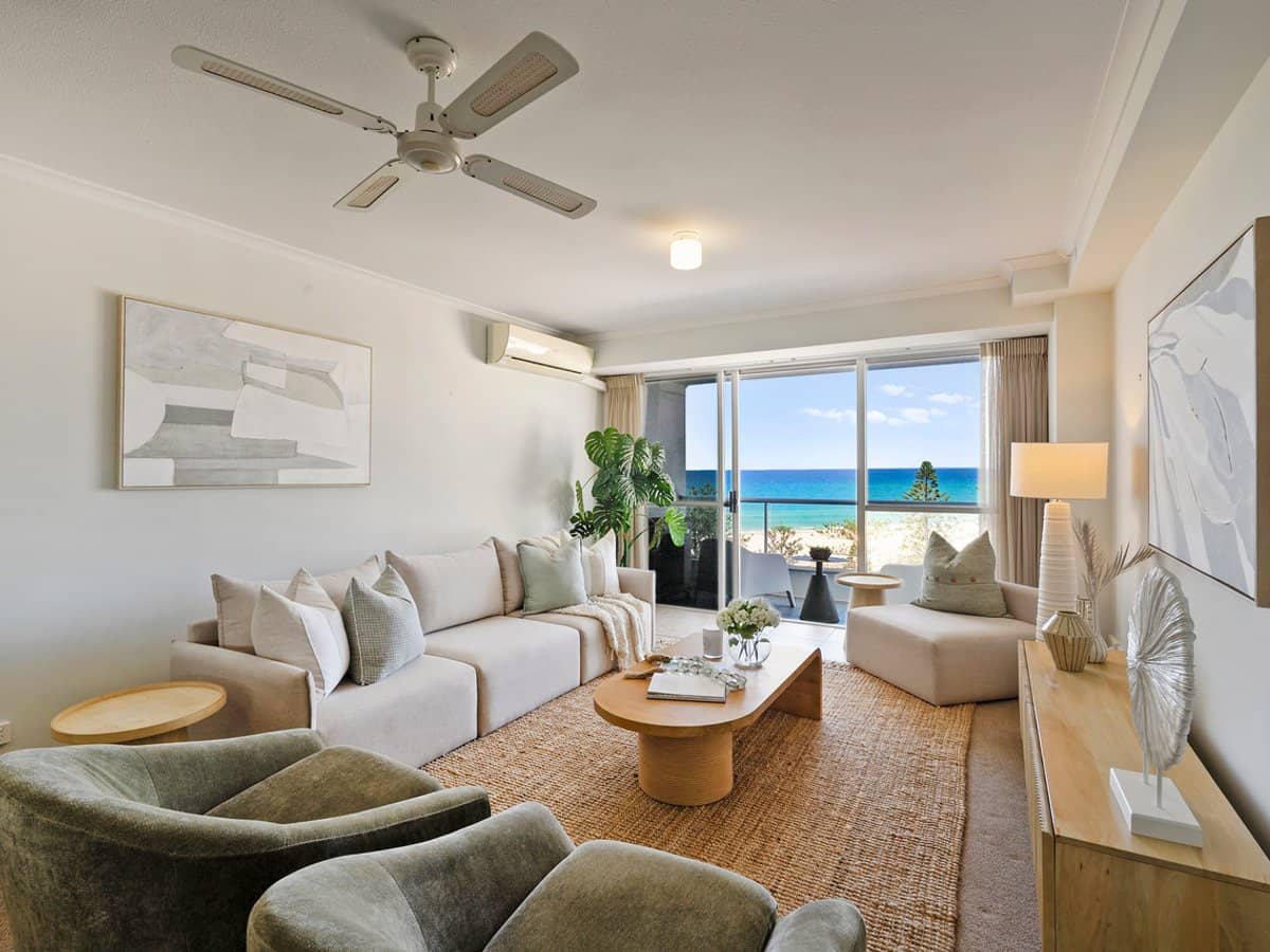 62-66 Marine Parade, COOLANGATTA - Thumbnail 4