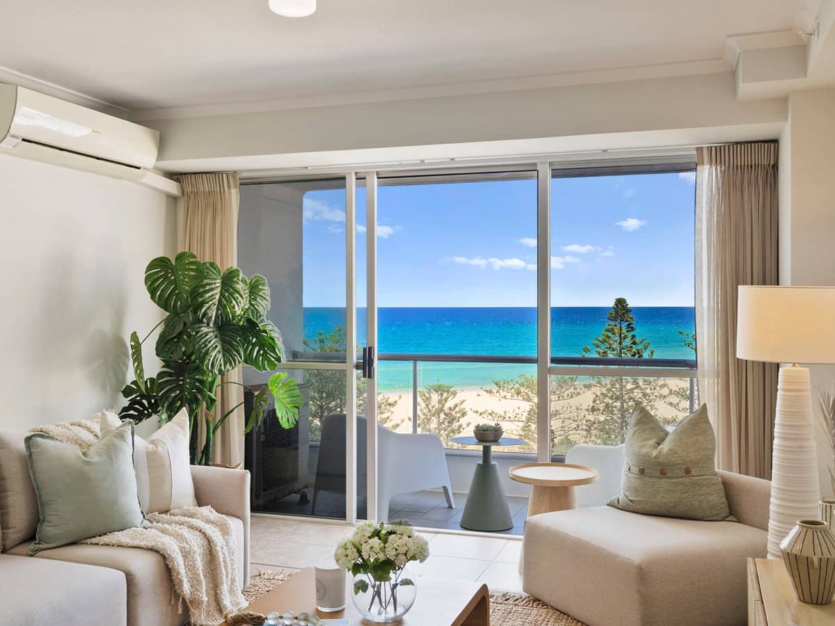 62-66 Marine Parade, COOLANGATTA - Thumbnail 1