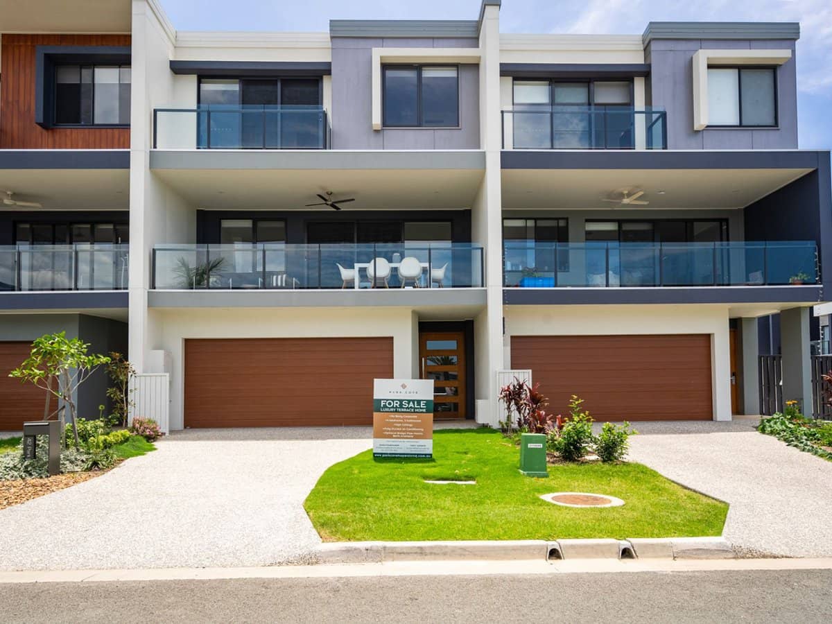 42 Park Cove Boulevard, Hope Island - Thumbnail 17