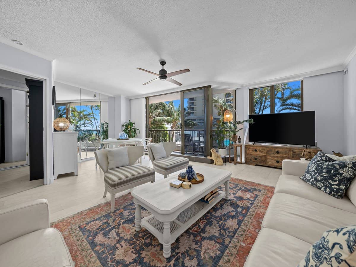 9 Trickett Street, Surfers Paradise - Thumbnail 3