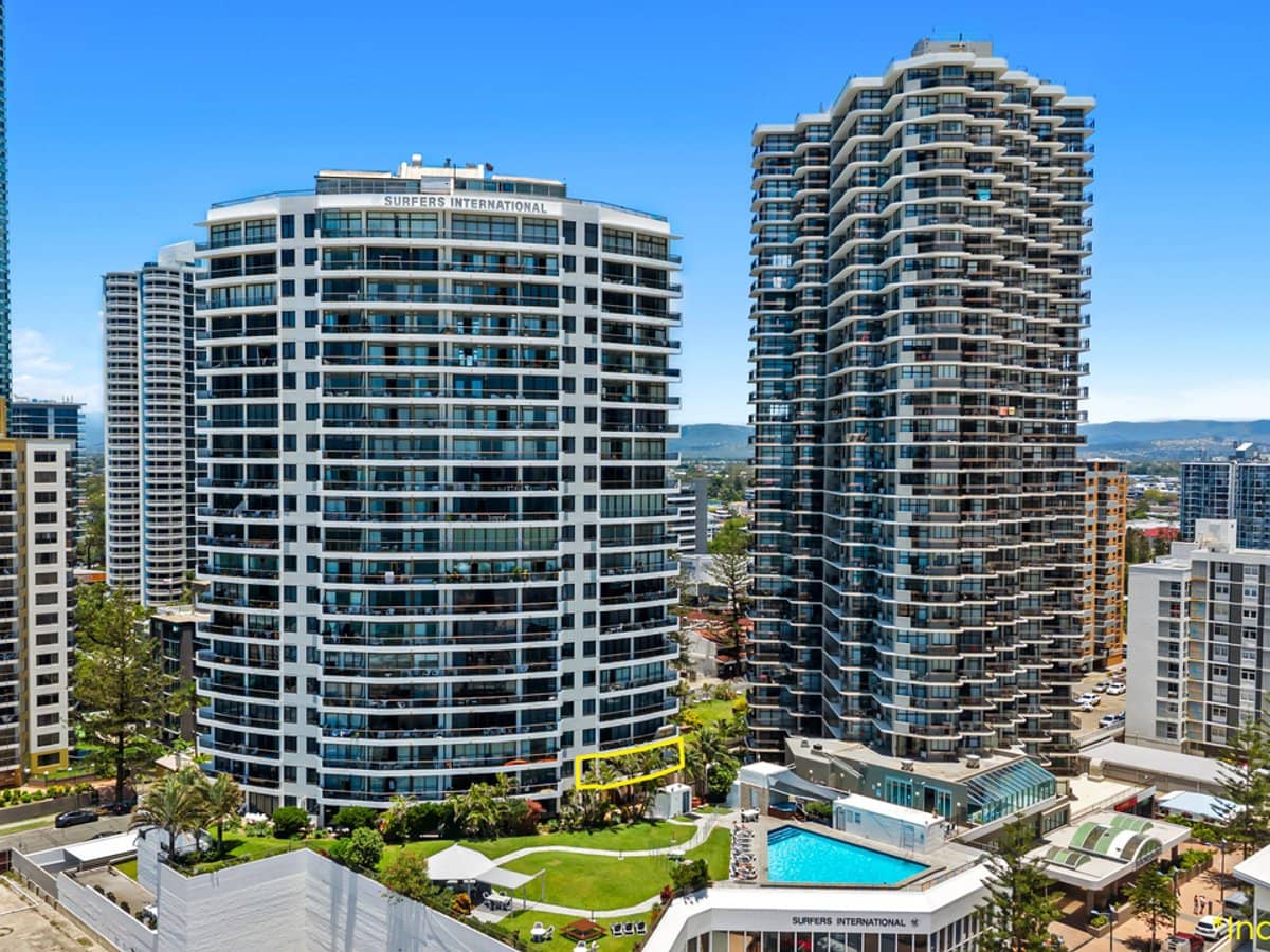 9 Trickett Street, Surfers Paradise - Thumbnail 13