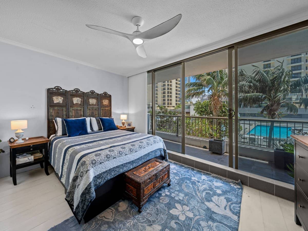 9 Trickett Street, Surfers Paradise - Thumbnail 17