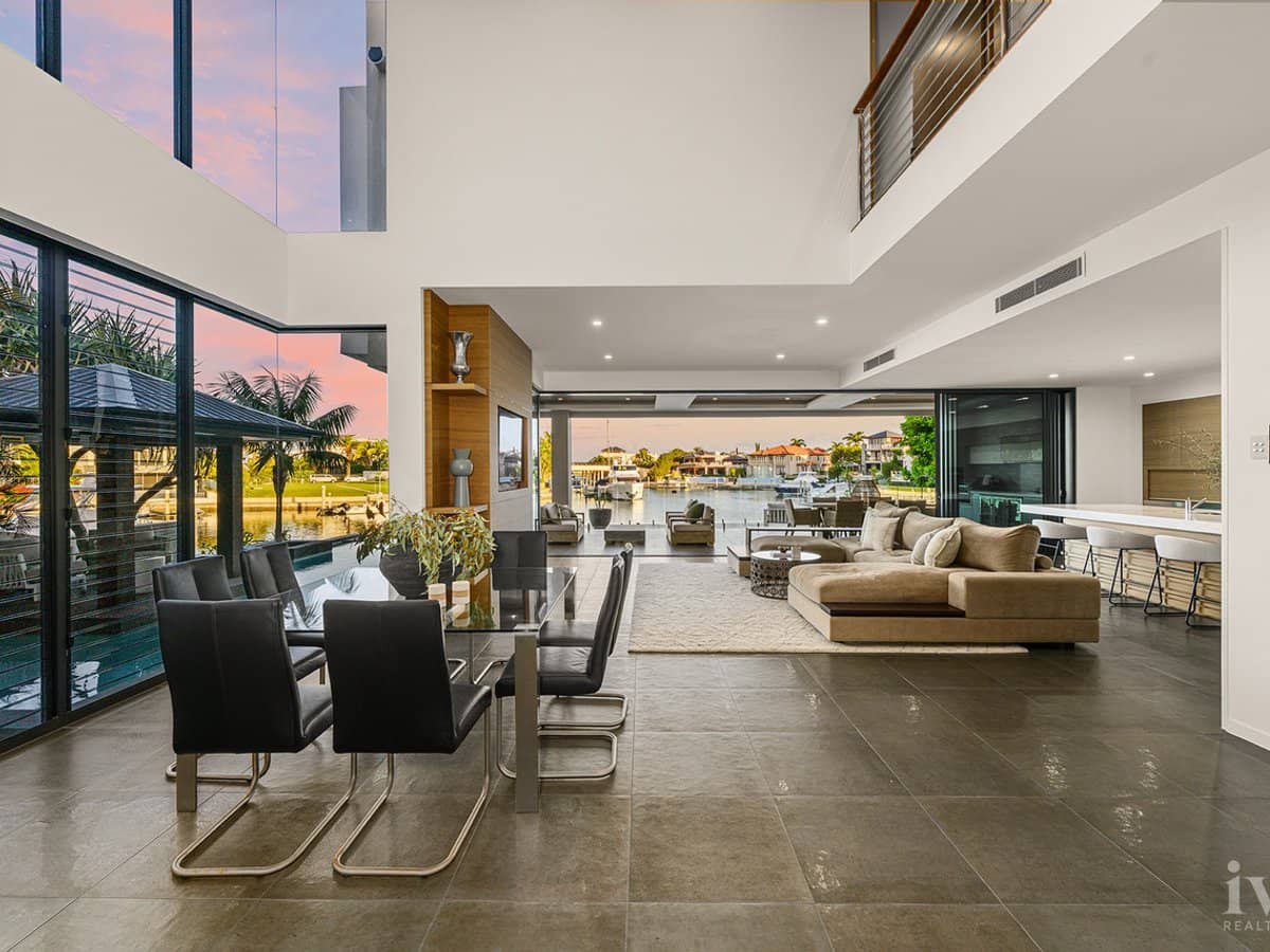 20 Hampton Court, Sovereign Islands - Thumbnail 4