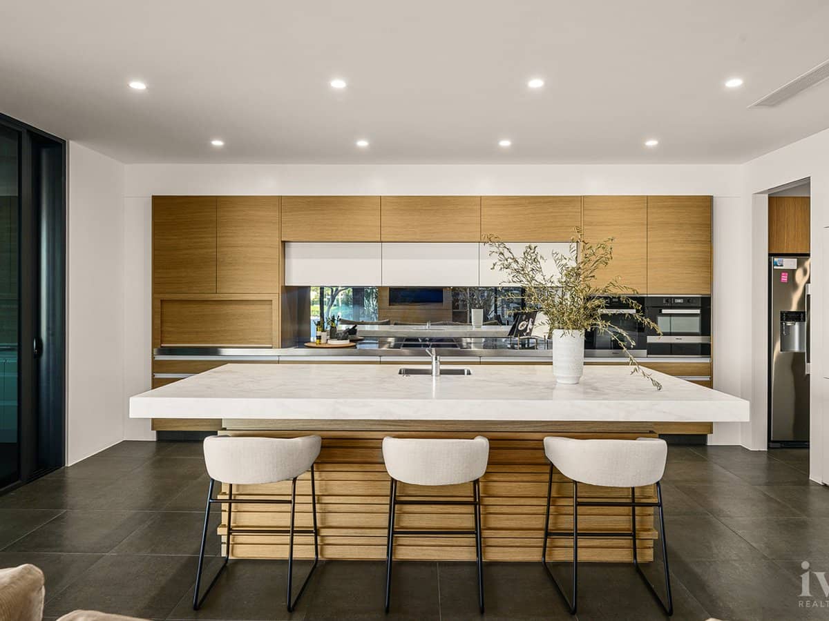 20 Hampton Court, Sovereign Islands - Thumbnail 6