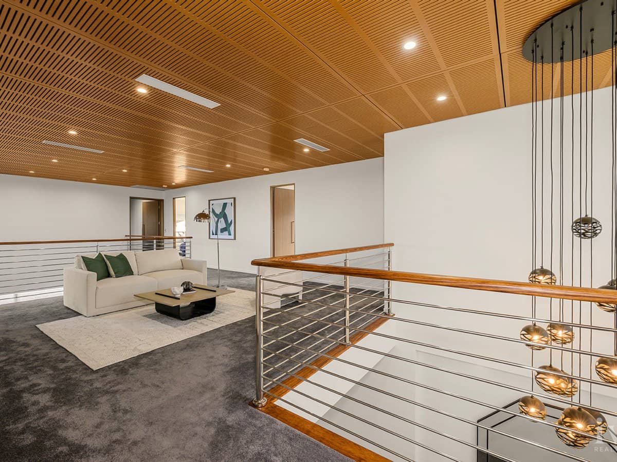 20 Hampton Court, Sovereign Islands - Thumbnail 13