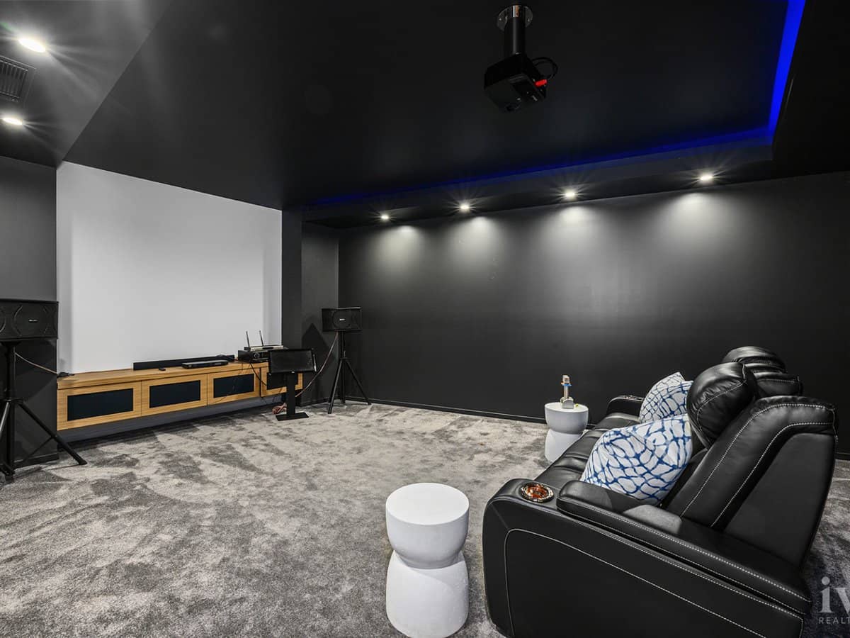 20 Hampton Court, Sovereign Islands - Thumbnail 24