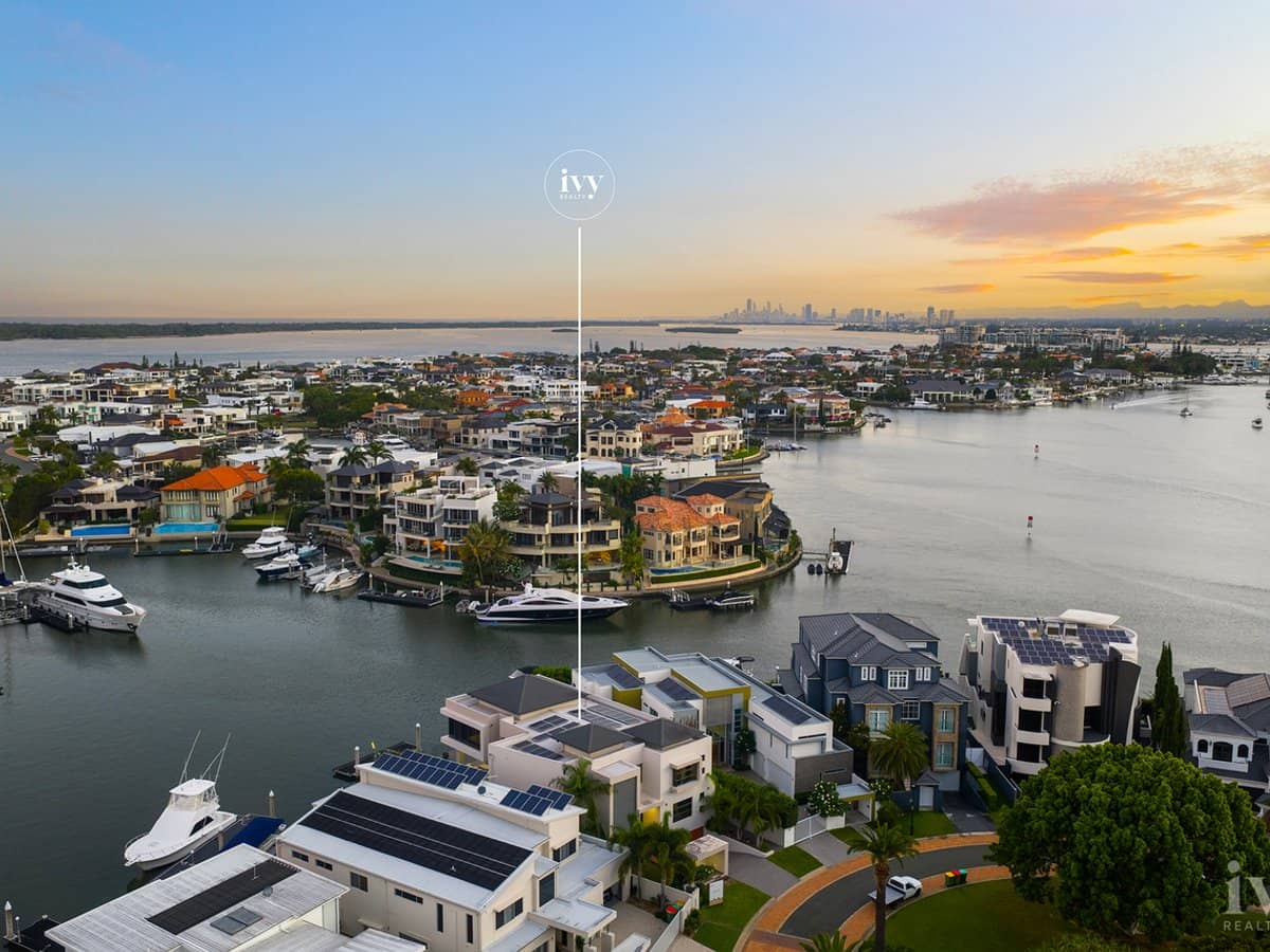 20 Hampton Court, Sovereign Islands - Thumbnail 30