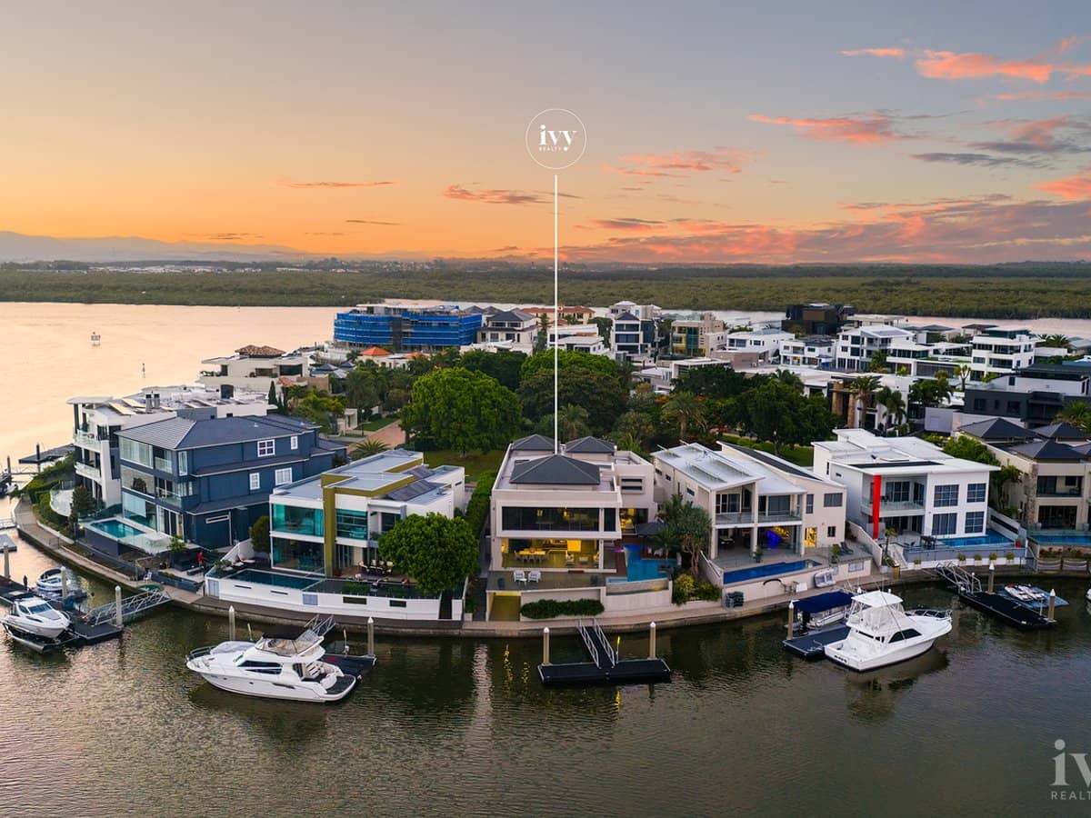 20 Hampton Court, Sovereign Islands - Thumbnail 31