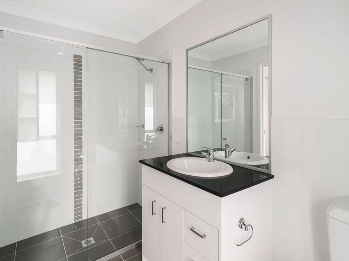 11 Tranquillity Way, EAGLEBY - Thumbnail 10