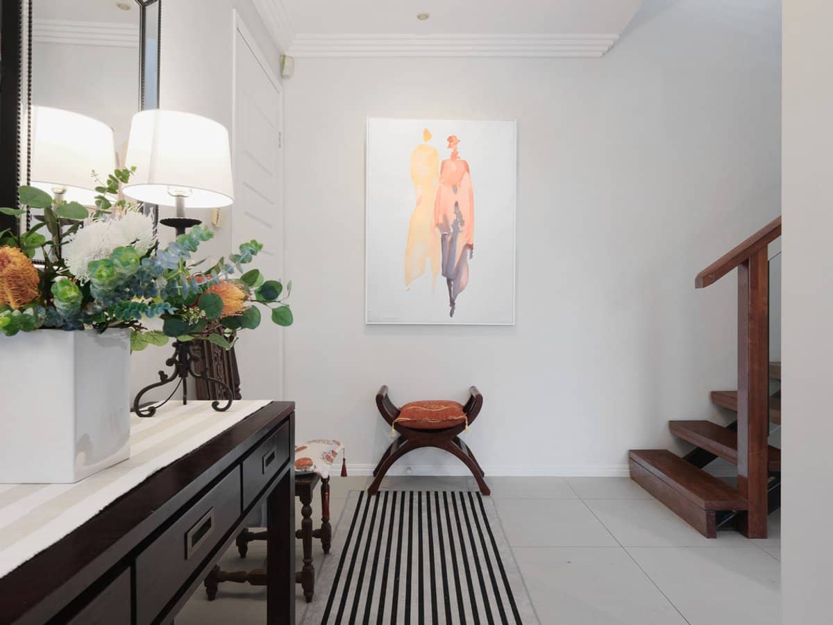 6009 The Boulevard, BENOWA - Thumbnail 2