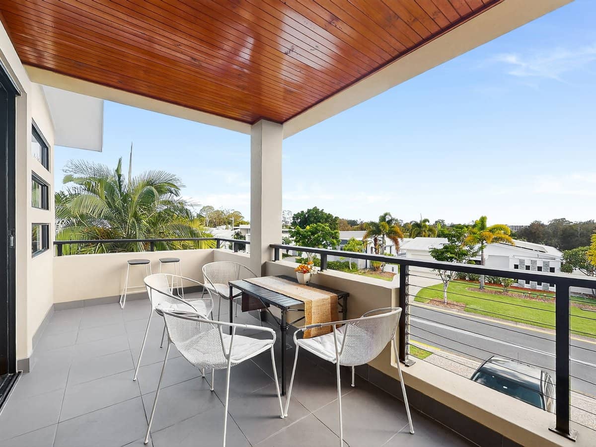 6009 The Boulevard, BENOWA - Thumbnail 11
