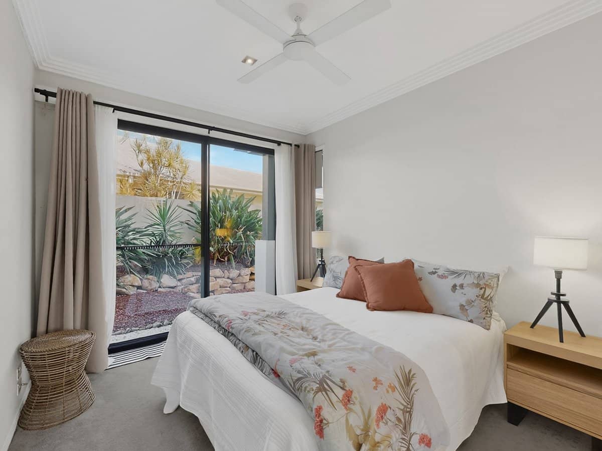 6009 The Boulevard, BENOWA - Thumbnail 22