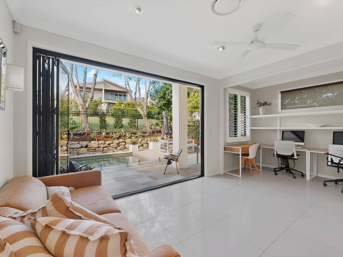 6009 The Boulevard, BENOWA - Thumbnail 23
